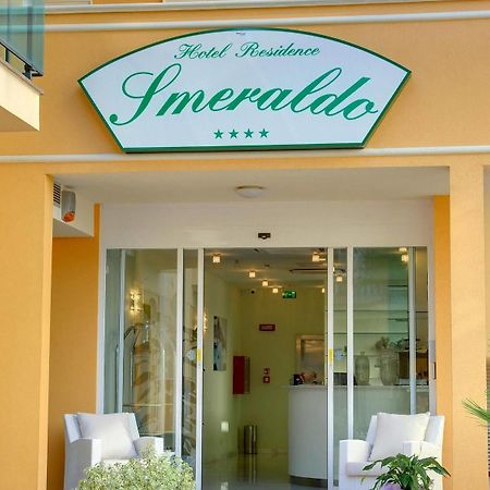 Residence Suite Smeraldo リッチョーネ エクステリア 写真