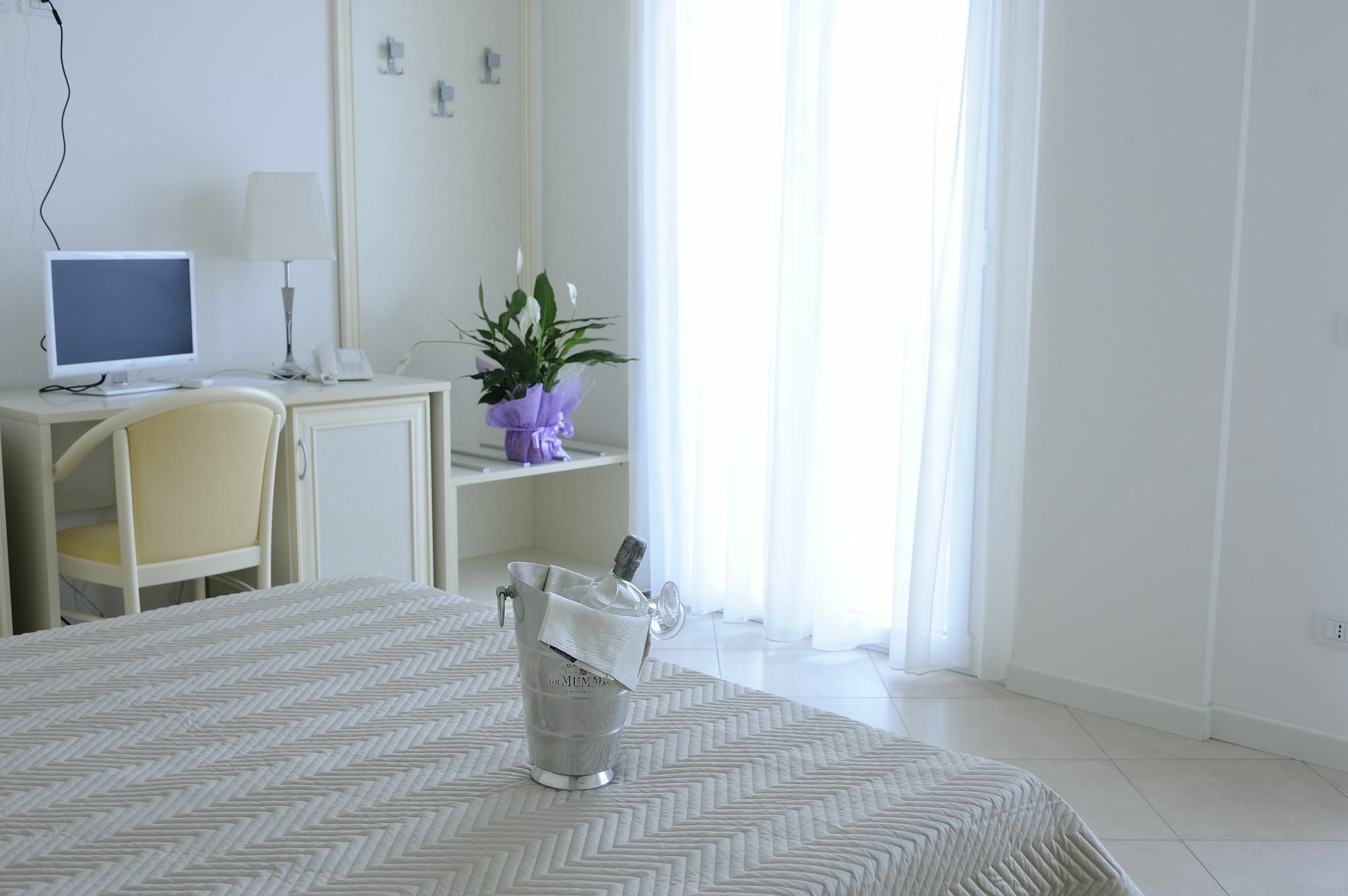 Residence Suite Smeraldo リッチョーネ エクステリア 写真